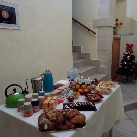 B&B Candido Vacanze Модіка Екстер'єр фото