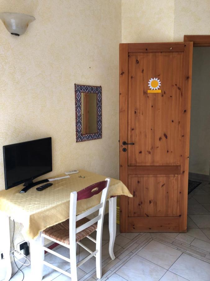 B&B Candido Vacanze Модіка Екстер'єр фото